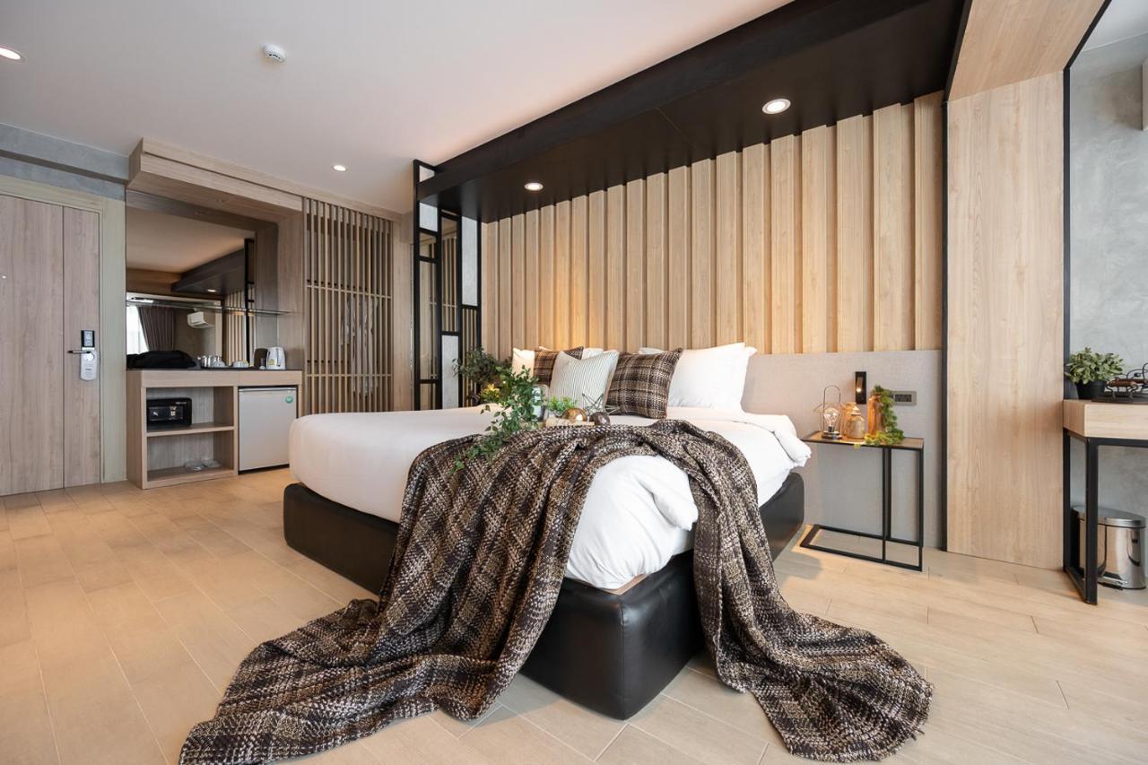 Loft Bangkok Hotel - SHA Extra Plus Kültér fotó