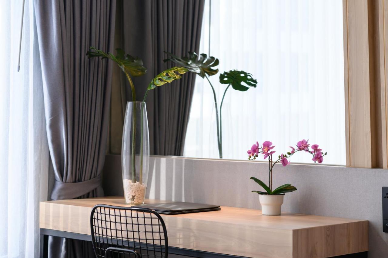 Loft Bangkok Hotel - SHA Extra Plus Kültér fotó