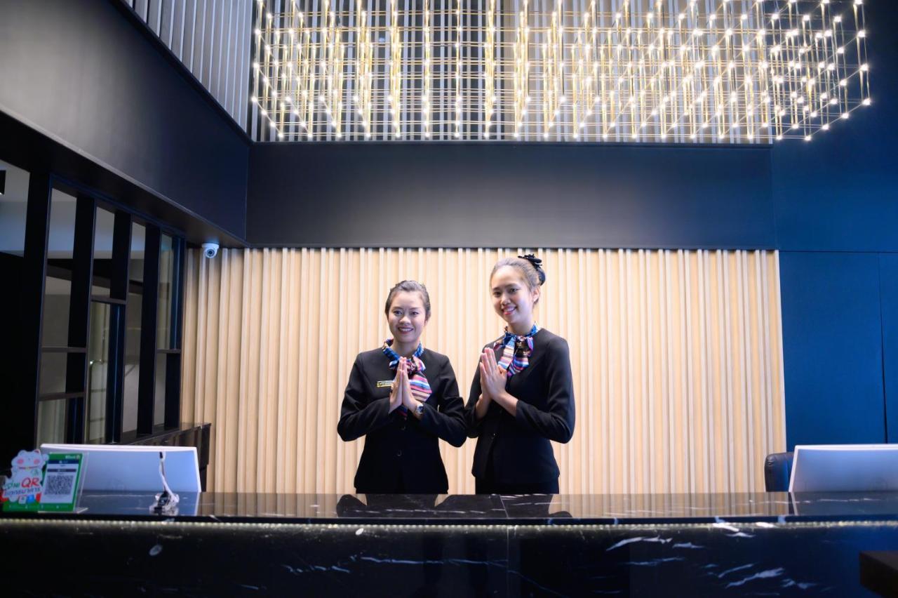 Loft Bangkok Hotel - SHA Extra Plus Kültér fotó